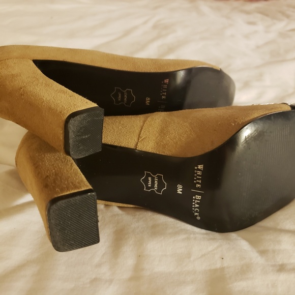 White House Black Market. Suede Colorblock Heel - Picture 4 of 4